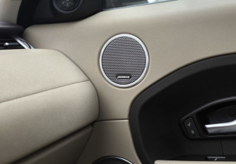 Подержанный автомобиль Land Rover Range Rover Evoque 2015 года (26 фото)