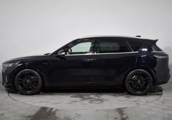 Подержанный автомобиль Voyah Free 2023 года (8 фото)