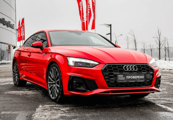 Подержанный автомобиль Audi A5 Liftback 2022 года (5 фото)