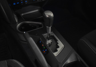Подержанный автомобиль Toyota RAV4 2018 года (17 фото)