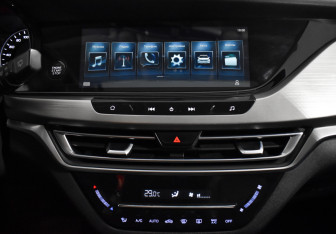 Подержанный автомобиль Changan CS35PLUS 2021 года (16 фото)