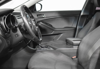 Подержанный автомобиль Kia Optima Sedan 2015 года (10 фото)