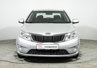 Подержанный автомобиль Kia Rio Sedan 2015 года (2 фото)