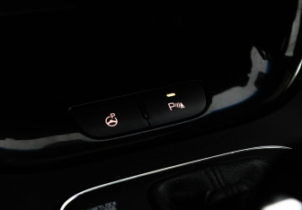 Подержанный автомобиль Kia Ceed Hatchback 2013 года (18 фото)