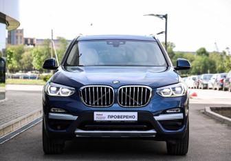 Подержанный автомобиль BMW X3 2019 года (4 фото)