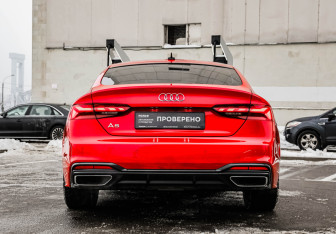 Подержанный автомобиль Audi A5 Liftback 2022 года (8 фото)