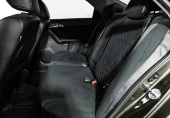 Подержанный автомобиль Kia Cerato Sedan 2010 года (10 фото)