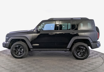 Новый Tank 300 2025 (3 фото)