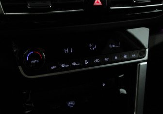 Подержанный автомобиль Kia Seltos 2020 года (19 фото)