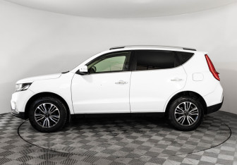 Подержанный автомобиль Geely Emgrand X7 2019 года (8 фото)