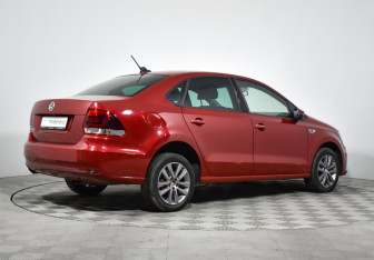 Подержанный автомобиль Volkswagen Polo Sedan 2019 года (5 фото)