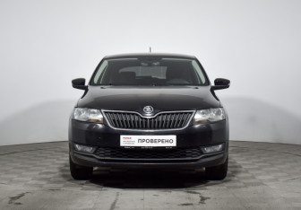 Подержанный автомобиль Skoda Rapid Liftback 2019 года (2 фото)