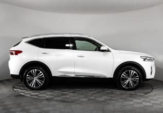 Подержанный автомобиль Haval F7 2020 года (4 фото)