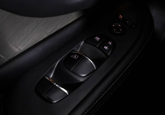 Подержанный автомобиль Nissan Murano Suv 2019 года (21 фото)