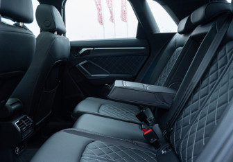 Новый Audi Q3 2025 (11 фото)