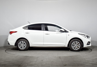 Подержанный автомобиль Hyundai Solaris Sedan 2018 года (4 фото)