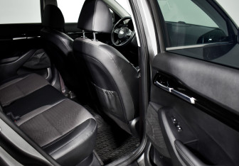 Подержанный автомобиль Kia Seltos 2021 года (12 фото)