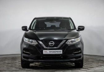 Подержанный автомобиль Nissan Qashqai 2021 года (2 фото)