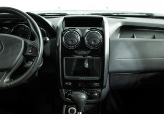 Подержанный автомобиль Renault Duster 2017 года (14 фото)