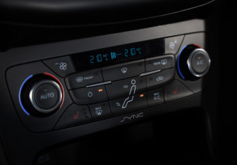 Подержанный автомобиль Ford Focus Sedan 2017 года (14 фото)