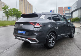 Подержанный автомобиль Kia Sportage 2022 года (4 фото)