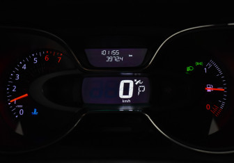 Подержанный автомобиль Renault Kaptur 2017 года (17 фото)