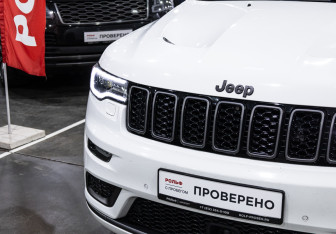 Подержанный автомобиль Jeep Grand Cherokee 2019 года (4 фото)