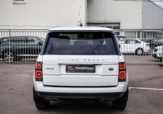 Подержанный автомобиль Land Rover Range Rover 2018 года (7 фото)