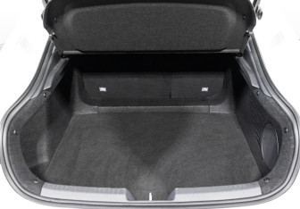 Подержанный автомобиль Changan UNI-V 2023 года (24 фото)