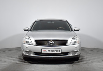 Подержанный автомобиль Nissan Teana 2006 года (2 фото)