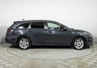 Подержанный автомобиль Kia Ceed Wagon 2020 года (4 фото)