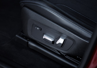 Подержанный автомобиль BMW X4 2018 года (24 фото)