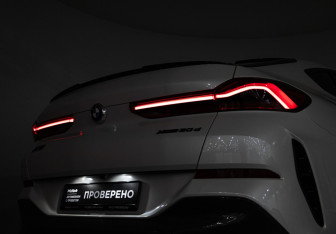 Подержанный автомобиль BMW X6 2021 года (29 фото)