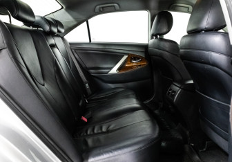 Подержанный автомобиль Toyota Camry Sedan 2008 года (14 фото)