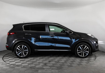 Подержанный автомобиль Kia Sportage 2018 года (4 фото)