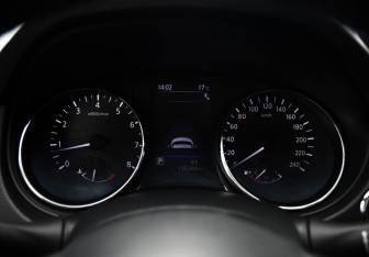 Подержанный автомобиль Nissan X-Trail 2021 года (14 фото)