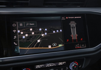 Подержанный автомобиль Audi Q3 2019 года (19 фото)