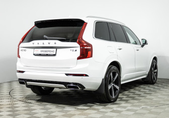 Подержанный автомобиль Volvo XC90 2018 года (5 фото)