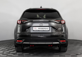 Подержанный автомобиль Mazda CX-9 2019 года (7 фото)