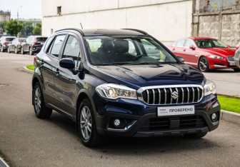 Подержанный автомобиль Suzuki SX4 Hatchback 2021 года (5 фото)