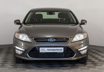 Подержанный автомобиль Ford Mondeo Sedan 2013 года (2 фото)