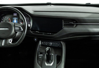 Подержанный автомобиль Haval F7 2021 года (14 фото)