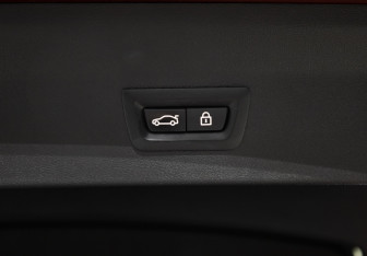 Подержанный автомобиль BMW X4 2018 года (23 фото)