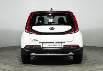 Подержанный автомобиль Kia Soul 2021 года (6 фото)