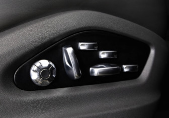 Подержанный автомобиль Porsche Cayenne 2018 года (28 фото)