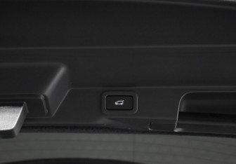 Подержанный автомобиль Land Rover Range Rover Sport 2019 года (23 фото)