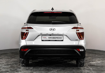 Подержанный автомобиль Hyundai Creta 2022 года (6 фото)