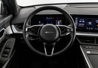 Подержанный автомобиль Haval F7 2024 года (15 фото)