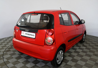 Подержанный автомобиль Kia Picanto 2010 года (4 фото)