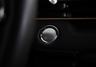 Подержанный автомобиль Exeed LX 2023 года (19 фото)